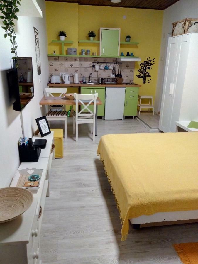 Апартаменты Studio Jolie Нови-Сад Экстерьер фото